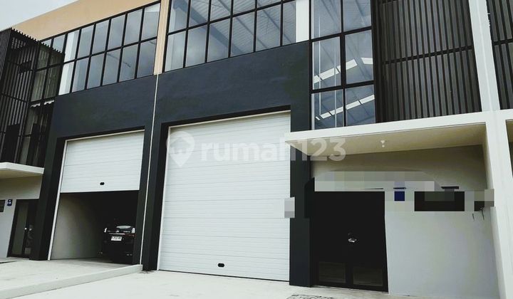 Warehouse for Sale in Benda Tangerang 216M2 Ready to Occupy Strategic Location