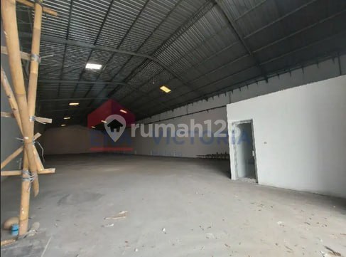 Strategic Warehouse for Rent, Toll Exit, Ready to Occupy.