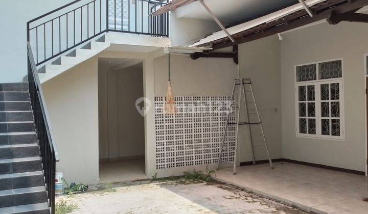 Rumah Bagus, Siap Huni, Dekat Area Komersil 2