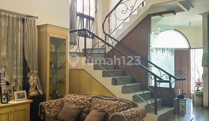 Rumah Bagus Full Furnish, Siap Huni, Dekat Area Komersil 2