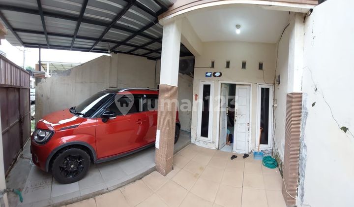 Rumah Bagus, Siap Huni, Dekat Area Komersil, 