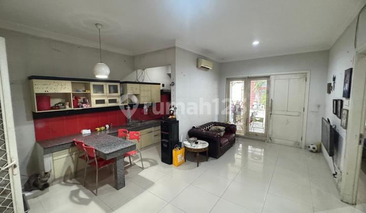 Rumah Bagus, Siap Huni, Dekat Area Komersil 1