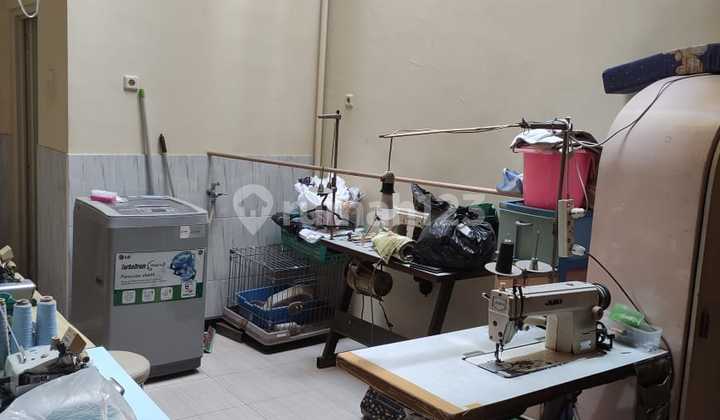 Rumah Bagus Siap Huni, Dekat Area Komersil 2