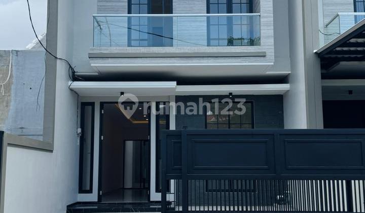 Rumah Baru Gress, Siap Huni, Dekat Mall Galaxy