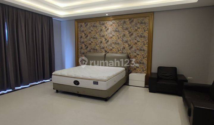 Rumah Pik 1 Full Furnished Kondisi Prima 1