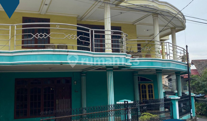 Di Jual Rumah Mewah + Kost Kostan