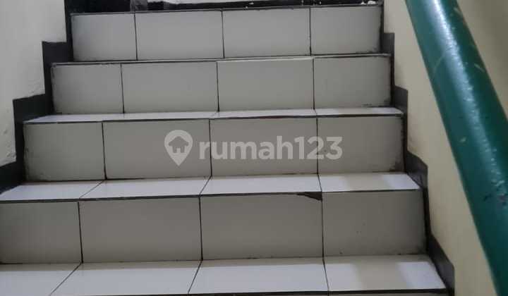 FOR SALE: SUTOREJO 4 STOREHOUSE BUILDING 2