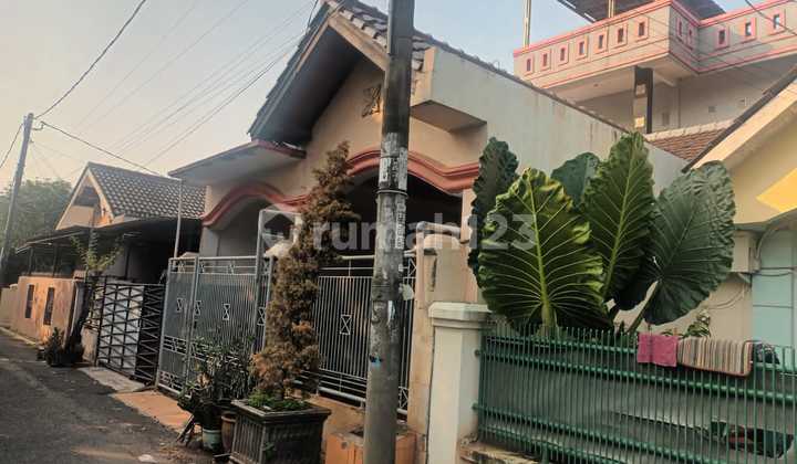 Dijual Rumah Siap Huni di Kampung Dua Jakasampurna Bekasi