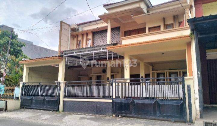 Disewakan Rumah 2 Lantai di Pondok Pekayon Indah 1