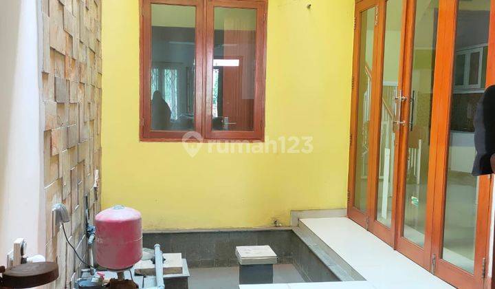 Di Jual Rumah Cantik Elegant, Minimalis Dan Unik 2 Lantai 2