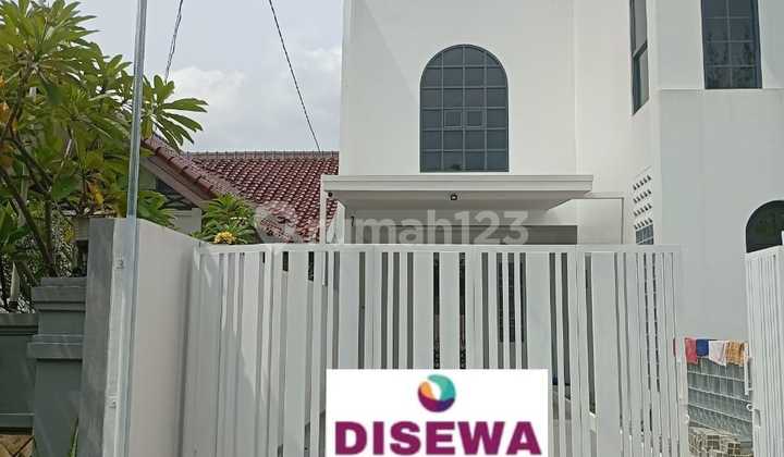 Di Sewakan Rumah 2 Lantai Modern Di Kav. Polri Cilandak Jakarta Selatan 1