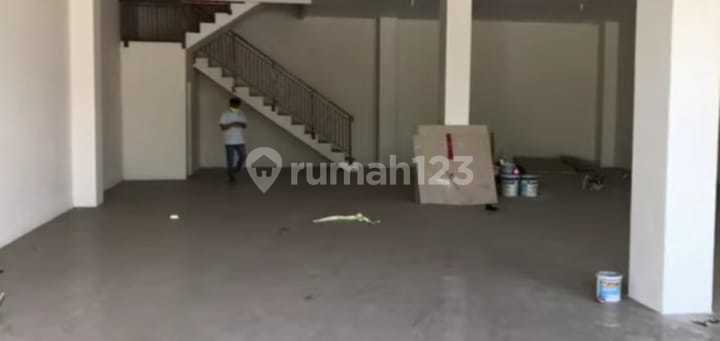 For Rent: Nice Shop House Suitable for Various Businesses in Narogong, Bekasi City 2