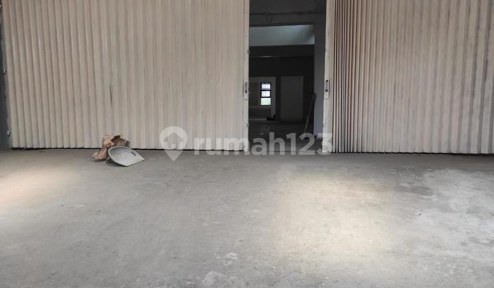 For Rent: 2-Story Shop House on Siliwangi Main Road, Narogong, Bekasi For Rent: 2-Story Shop House on Siliwangi Main Road, Narogong, Bekasi