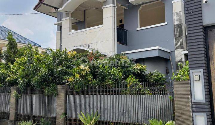 Di Jual Cepat Rumah Besar Posisi Hook Di Perumahan Taman Galaxy 2