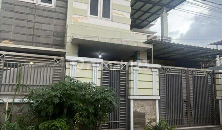 For quick and cheap sale: Fully furnished 2-story house in Prima Harapan Regency, Bekasi City.