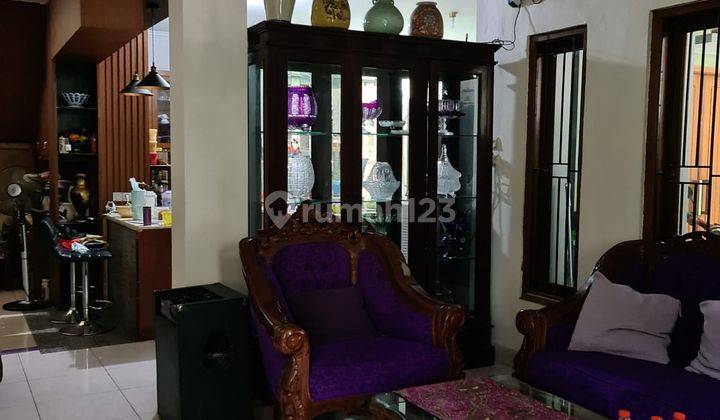 Di Jual Rumah Cantik Di Wisma Jaya Bekasi Timur  2