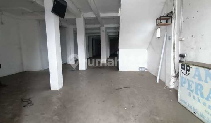 Disewakan ruko 2 lantai dipinggir jalan raya di Cikarang Utara