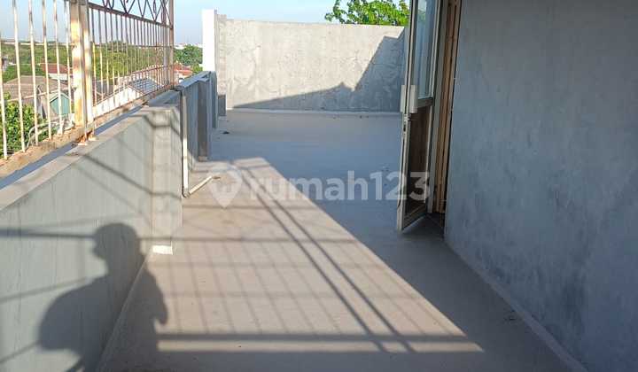 For Rent, Nice Shop House on the Side of the Main Road, South Pekayon, Bekasi 2