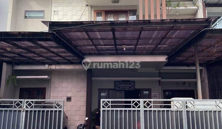 Dijual Rumah Di 99 Village Jagakarsa Strategis Siap Huni 1