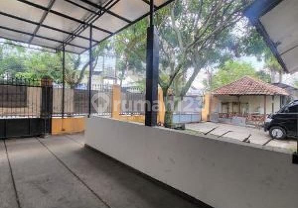 Disewakan Rumah/tempat Usaha 1 Lantai, Luas Tanah 300m2, Cocok Dijadikan Ware House, Tempat Usaha Ekspedisi. Di Margahayu Bandung 2