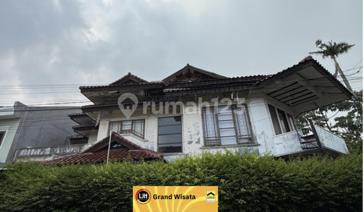 Dijual Rumah 2 Lantai Luas 413 M2. 5+ 3 Kamar. Semi Furnished Siap Huni Dalam Komplek One Gate Security System. Hanya 1.9 Km Menuju Gerbang Tol Pasar Minggu Dan Aeon Mall Tanjung Barat. Tanjung Barat Jakarta Selatan 1
