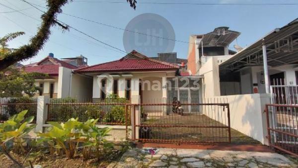 Disewakan Rumah 1 Lantai, Luas 225m2, 2+1 Kamar Tidur, Siap Huni, Cocok Dijadikan Tempat Tinggal, Kantor, Keamanan 24jam, Bebas Banjir, Akses Jalan Luas, Di Antapani Bandung