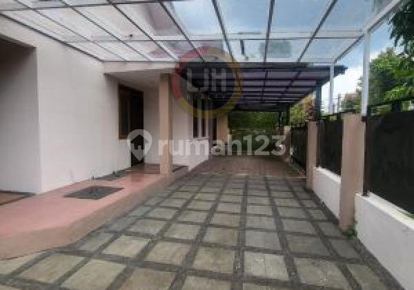 Disewakan Rumah 1,5 Lantai Luas 163 M2, 3 Kamar Tidur Siap Huni Dalam Cluster, Keamanan 24 Jam, Fasilitas Cluster ; Playground, Masjid, Lapangan Tenis, Antapani Bandung 2