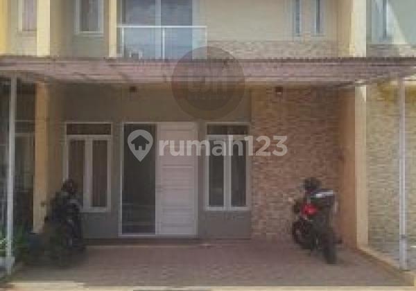 Two-Story House, Building Area 115m², 3+1 Bedrooms, Within a Cluster with One Gate Security System, Antapani Bandung