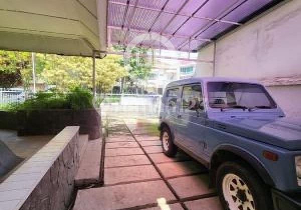Dijual Rumah Luas 498m2. 3+2 Kamar Tidur, Keamanan 24 Jam, Hanya 2km Menuju Mall Tsm, Bragacity Walk, Dan Alun-alun Bandung Cocok Dijadikan Hunian/kantor/ Guest House/ Usaha Kost-kostan. Area Dekat Perkantoran. Lokasi Di Pusat Kota Bandung. Bisa Kpr. Di G Dijual Rumah Luas 498m2. 3+2 Kamar Tidur, Keamanan 24 Jam, Hanya 2km Menuju Mall Tsm, Bragacity Walk, Dan Alun-alun Bandung Cocok Dijadikan Hunian/kantor/ Guest House/ Usaha Kost-kostan. Area Dekat Perkantoran. Lokasi Di Pusat Kota Bandung. Bisa Kpr. Di G