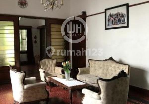 Dijual Rumah 1 Lantai Luas 980m2, 11+3 Kamar Tidur Bisa Dijadikan Guest House, Tempat Usaha (cafe), Klinik, Sekolah. Terawat Siap Huni Shm Bisa Kpr Di Sayap Riau Kota Bandung 2