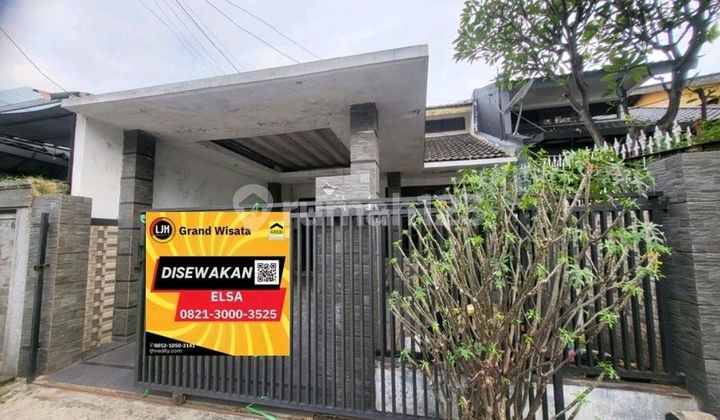 Disewakan Rumah Baru Renovasi 2 Lantai Luas 120 M2. 4 Kamar Tidur Semi Furnished Siap Huni. Bisa Dijadikan Hunian/ Kantor/ Tempat Usaha. Dalam Komplek Keamanan 24 Jam. Antapani Bandung