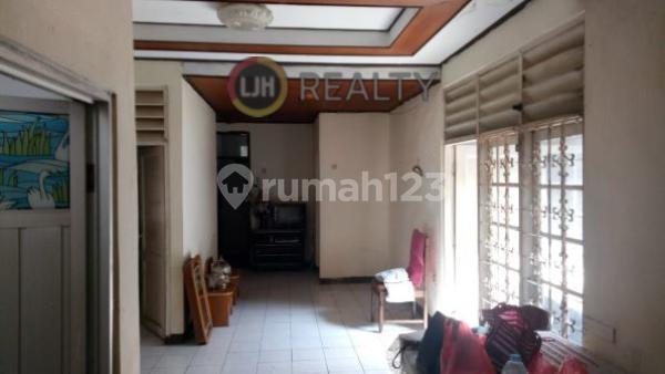 Dijual Rumah 1 Lantai Posisi Hook Luas Tanah 232m2, 3 Kamar Tidur Siap Huni Dalam Komplek Keamanan 24 Jam Antapani Bandung 2