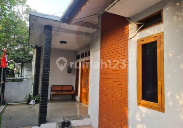 Dijual Rumah 1 Lantai Luas 127m2, 3 Kamar Tidur Siap Huni, Dalam Komplek Keamanan 24jam, Bebas Banjir, Di Arcamanik Bandung Dijual Rumah 1 Lantai Luas 127m2, 3 Kamar Tidur Siap Huni, Dalam Komplek Keamanan 24jam, Bebas Banjir, Di Arcamanik Bandung