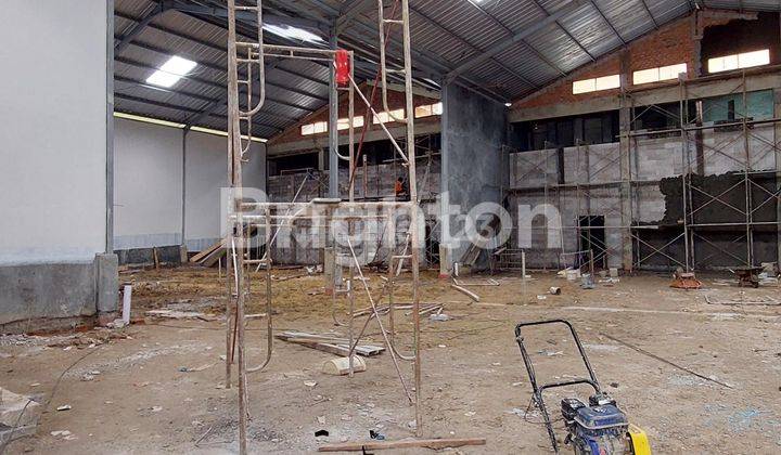 Gudang luas 900m2 2