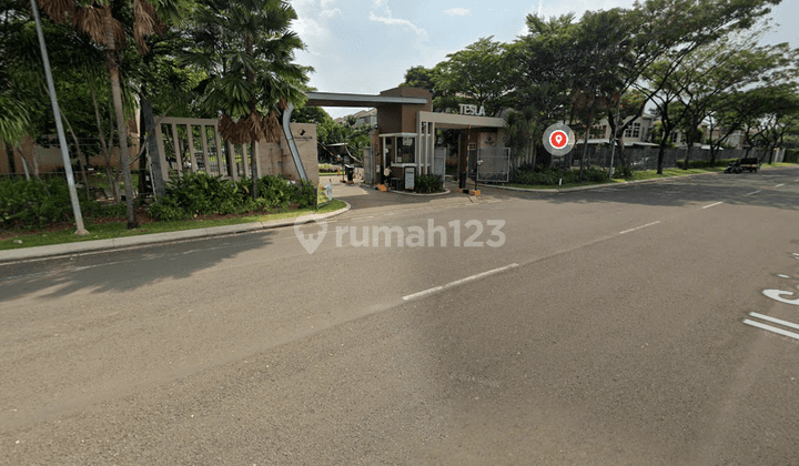 Rumah 2 Lantai Bagus Furnished SHM Tesla Summarecon Serpong 1