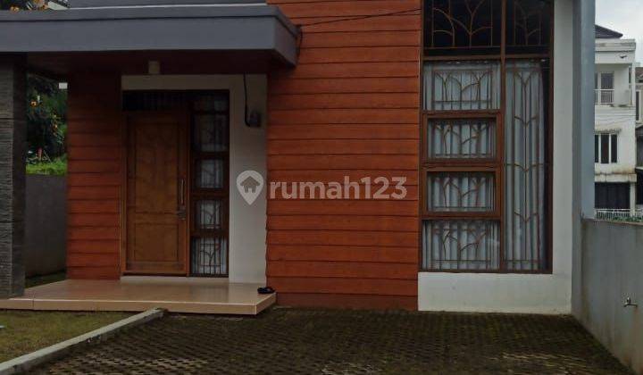 Rumah Asri Sejuk Parongpong Bandung Lokasi Strategis  1