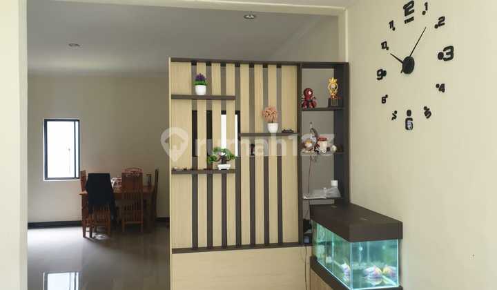 Rumah Hook Bagus Hadap Taman Di Green Ara Bekasi  2