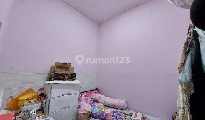 kamar tidur rumah murah di mutiara gading