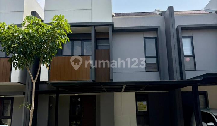Ready to Move In! 2-Storey House for Rent at Cluster Regia, SCG