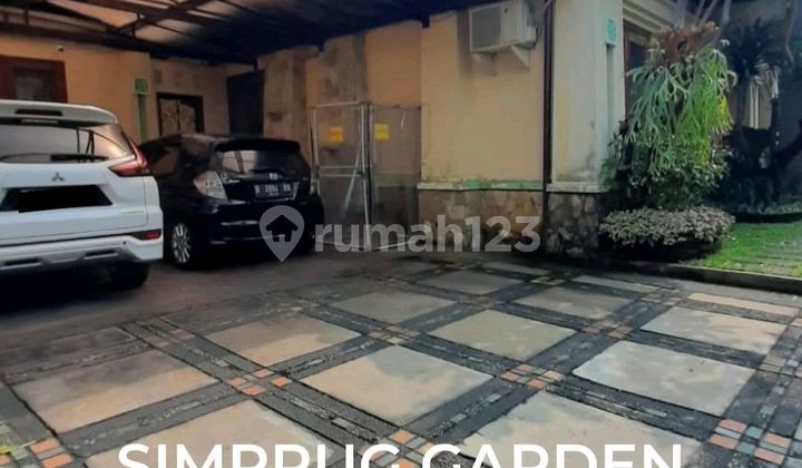 Rumah di Simprug Garden