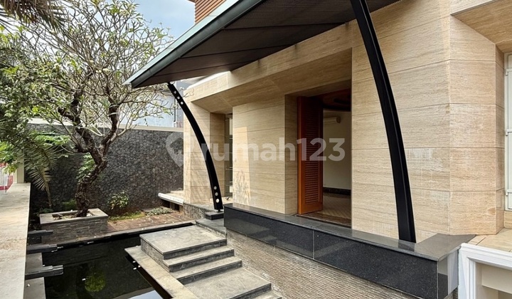 Dijual rumah lux resort dekat bukit golf Pondok Indah Jakarta Selatan