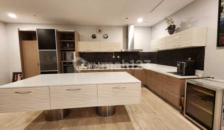 For sale Syailendra Mega Kuningan apartment South Jakarta 2