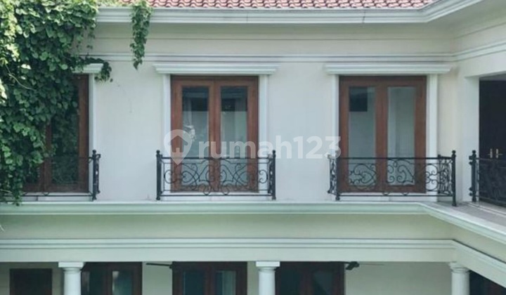 Dijual rumah lokasi premium Widya Chandra SCBD Kebayoran Baru Jakarta Selatan