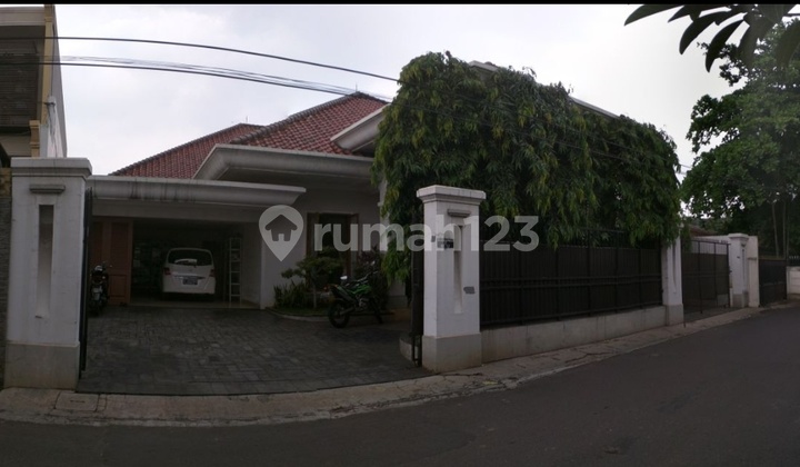 Dijual Rumah Nyaman Dan Asri Di Lebak Bulus Jakarta Selatan