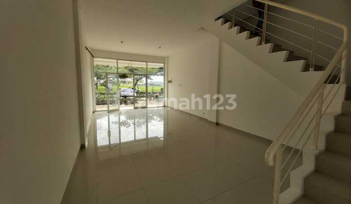 For Sale Shophouse in Prime Commercial Area Bitung Tangerang 2