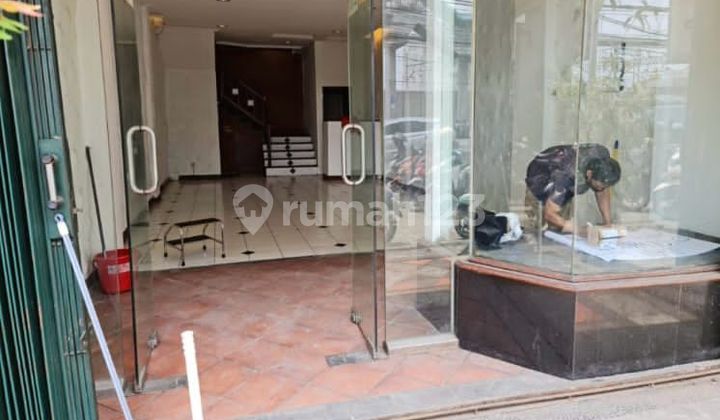 For Rent Shop House in a Quite Strategic Location in South Jakarta