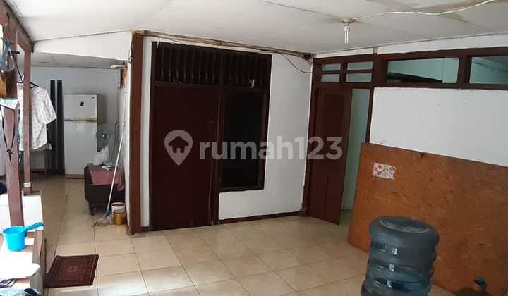 For Sale Two-Story Old House in West Jakarta 2