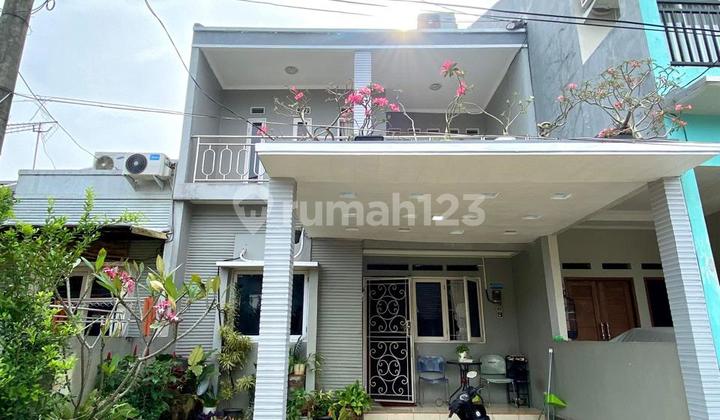 Dijual Rumah Minimalis Dua Lantai Di Selatan Jakarta Dijual Rumah Minimalis Dua Lantai Di Selatan Jakarta