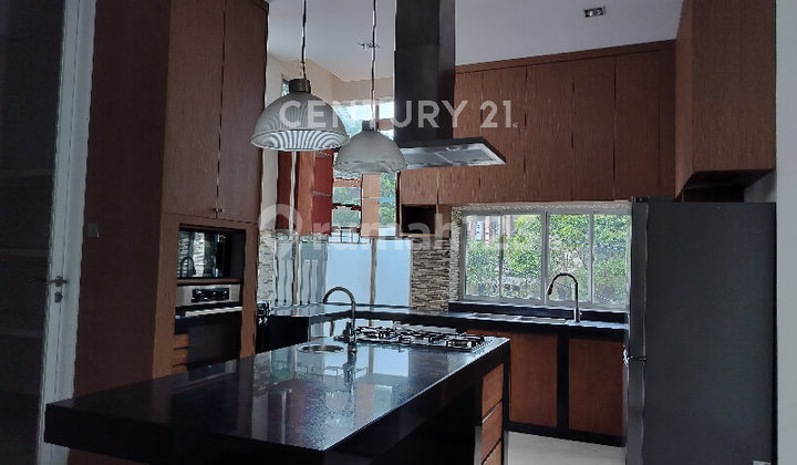 Disewakan Rumah Di Daerah Tenang Dan Nyaman Di Jakarta Selatan  2