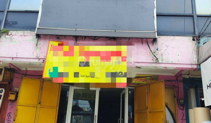 Dijual/disewakan Ruko Dengan Lokasi Yang Cukup Strategis 